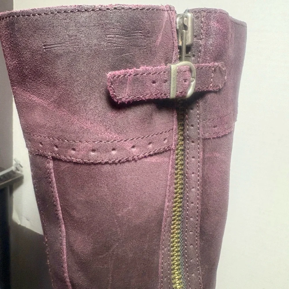 BORN Poly Purple Suede Leather Boots